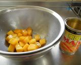 マンゴー缶詰でフルーツソース作り方1写真