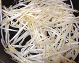 ポン酢で食べる・鶏ダシ塩焼きそば作り方1写真