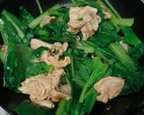豚＆小松菜のピリ辛丼作り方2写真