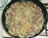 大葉が香る♪豚肉としらたきのいため物作り方3写真
