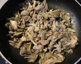 簡単一品♪豚肉と舞茸のポン酢炒め作り方4写真