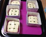 編込み成形で四角いうぐいすあんぱん作り方8写真