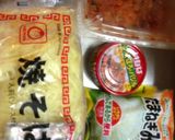 『とりそぼろとバジル』の缶でミーゴレン風作り方1写真