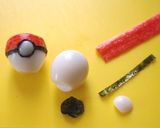 うずら卵の簡単モンスターボール（ポケモン作り方1写真