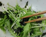 [簡単一品]水菜と韓国のりのサラダ作り方2写真