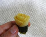 0.3ミリが決め手!?じゃがいもローズ☆作り方4写真