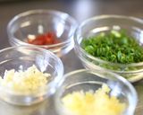 豚ひき肉とポテトのナンプラーバター炒め。作り方2写真