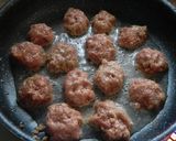 ホットプレートで豚挽肉の煮込みハンバーグ作り方5写真