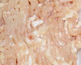 男のロマンだ！めんつゆでそぼろ温玉親子丼作り方3写真
