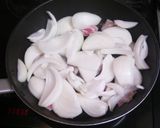 ◎簡単！新玉ねぎの天かすソース炒め◎作り方3写真