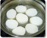 長芋と手羽元の甘辛煮作り方1写真