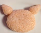 キャラ弁に☆鮭フレークで可愛いブタちゃん作り方1写真