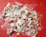彼氏めし☆豚肉のニラ玉とじ。作り方2写真