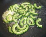 夏本番！ズッキーニとゴーヤのバターいため作り方1写真
