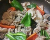 調味料3つ！簡単！豚と夏野菜の味噌炒め作り方3写真