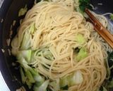 にんにくしょうゆバターとキャベツのパスタ作り方3写真