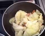 キャベツとベーコンのクリームパスタ♪作り方2写真