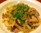 お酢かけて☆玉ねぎとひき肉の炒めもの作り方5写真