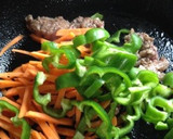 牛コマ肉と野菜のオイスターソース炒め作り方5写真