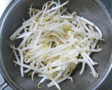 ５分でもう一品♪もやしと油揚げの煮びたし作り方1写真