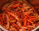 炊飯器で　具たくさんな鶏ごぼうおこわ作り方2写真