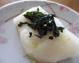 オリーブオイル餅　しそわかめ のせ作り方3写真