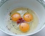 セロリの葉のピリ辛スクランブルエッグ作り方1写真