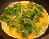 セロリの葉のピリ辛スクランブルエッグ作り方3写真