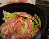 ストウブde蒸し豚×キャベツ　ソースは作り方2写真