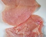 ハーブソルトと粉チーズ♪鶏胸肉のフライ☆作り方1写真