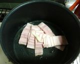 残り野菜とベーコンのミルク味噌汁作り方3写真