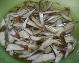 だし汁がウマイ！！鳥・玉葱ごぼう作り方3写真