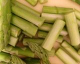 アスパラとお豆腐、カニ風味中華スープ作り方1写真