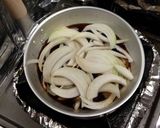 豚コマ肉と玉ねぎの卵とじ丼作り方2写真