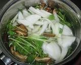 シイタケと豆苗スープ作り方1写真