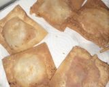 シュウマイの皮で簡単☆あげピザ作り方4写真