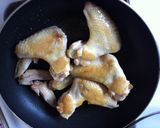 夏の青味！手羽先と青唐辛子の炒煮作り方3写真