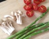 アスパラトマトシメジパスタ作り方1写真