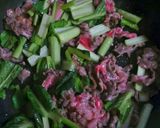 牛肉と小松菜のニンニク風味炒め作り方3写真