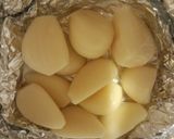 焼き肉屋さんのニンニクのホイル焼き☆作り方1写真