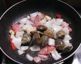 あさりとベーコンの辛口トマトスープパスタ作り方2写真