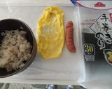 卵で包んだウィンナーおにぎり作り方1写真