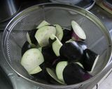 なすと豚バラ肉の味噌炒め作り方1写真
