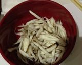 高菜漬とゴボウのピリ辛炒め作り方1写真