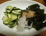 ズッキーニとワカメの酢の物作り方3写真