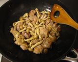 塩麹で柔らか♡鶏肉の粒マスタードマヨ炒め作り方5写真