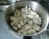 ★豚肉と大根の＊中華風煮込み＊ですよ。♪作り方1写真