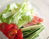 夏の定番♪わが家のサラダうどん作り方2写真