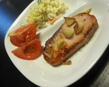 簡単♪厚切りハムのコロコロにんにく焼き作り方3写真