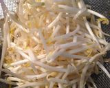 キャベツの芯ともやしとわかめの酢の物作り方2写真